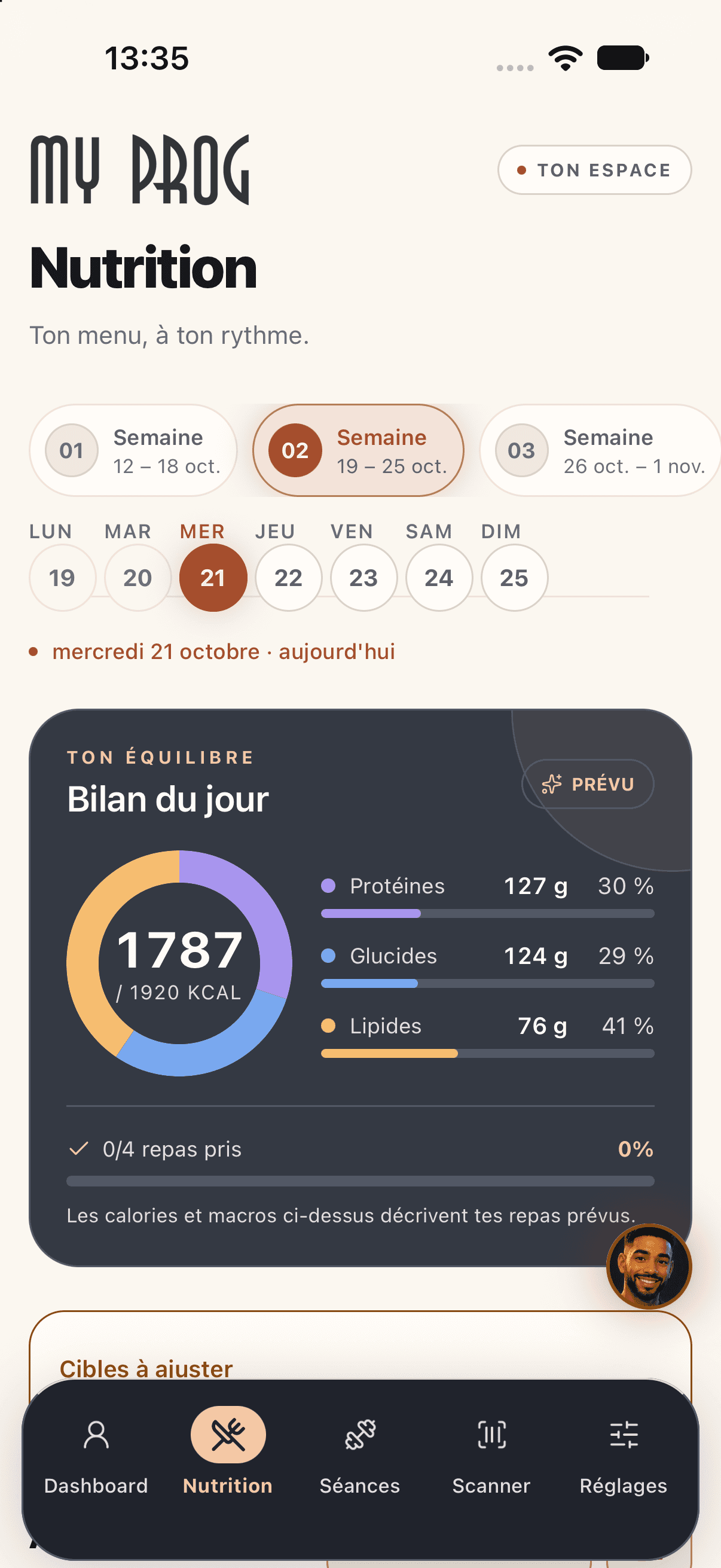 Nutrition MYPROG en mode clair : bilan prévu, macronutriments et suivi des repas